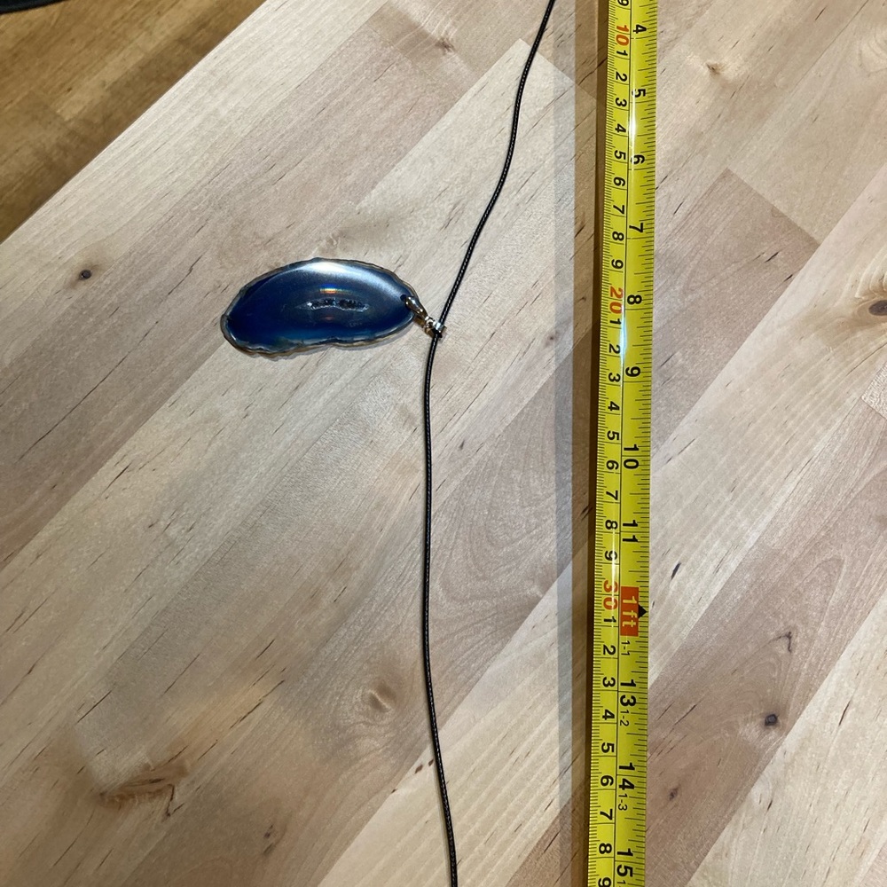 DONATED NWOT Deep Blue Agate stone pendant - Picture 6 of 11